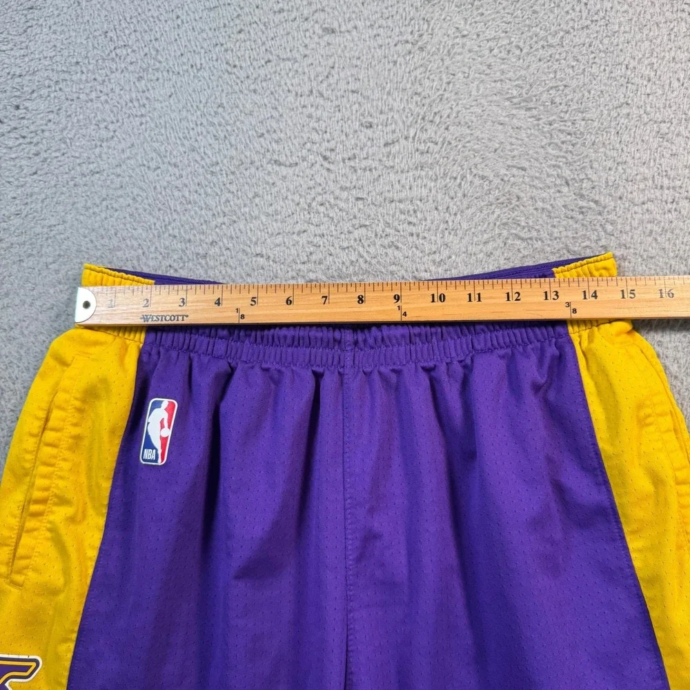 Nike Los Angeles Lakers NBA Dri-FIT Basketball Shorts Mens XL Purple Yellow